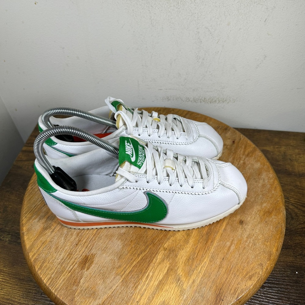 Nike Cortez Stranger Things Collaboration White Green Men Sz 6.5 CJ6106-100